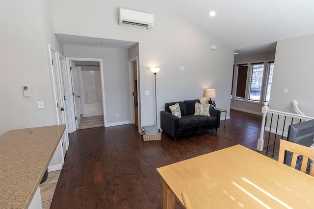 1415 PARIS RD A, Columbia, MO 65201