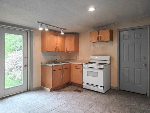 7485 State Route 417, Tuscarora, NY 14801