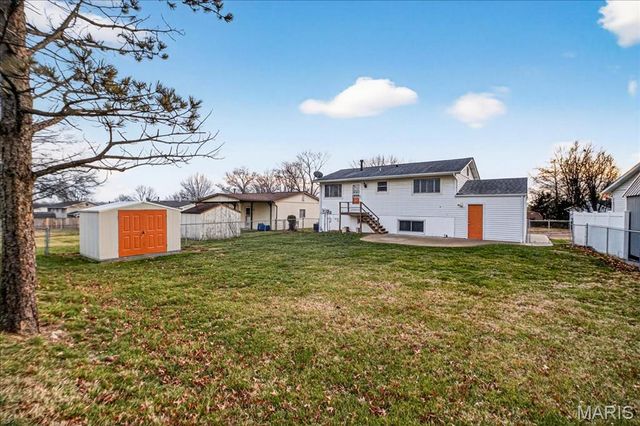 1881 San Pedro Lane, Fenton, MO 63026