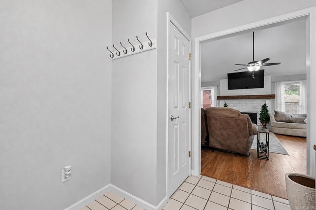 8 JONATHAN Drive, Conway, AR 72032