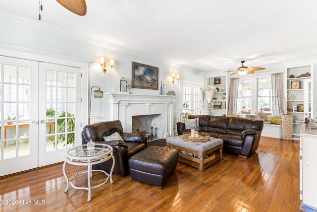 410 S 5th Avenue, Wilmington, NC 28401