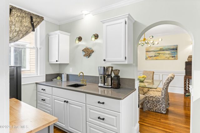 410 S 5th Avenue, Wilmington, NC 28401