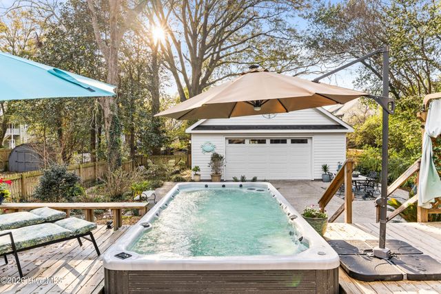 410 S 5th Avenue, Wilmington, NC 28401