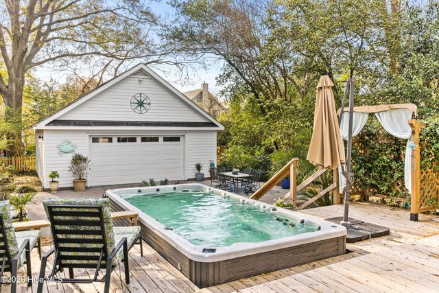 410 S 5th Avenue, Wilmington, NC 28401