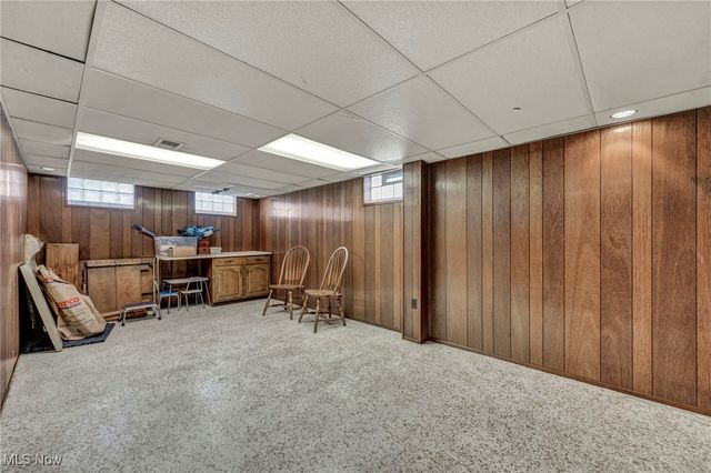 7257 Barton Circle, Parma, OH 44129