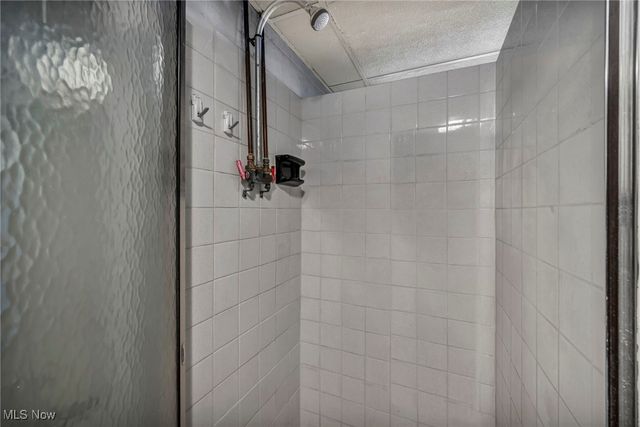 7257 Barton Circle, Parma, OH 44129