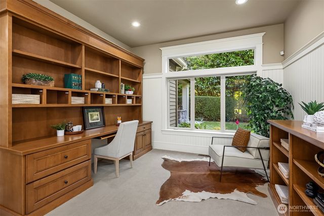 805 92nd Avenue NE, Bellevue, WA 98004