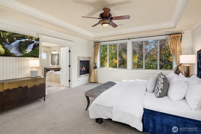 805 92nd Avenue NE, Bellevue, WA 98004