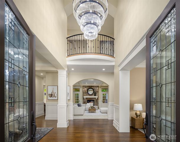 805 92nd Avenue NE, Bellevue, WA 98004