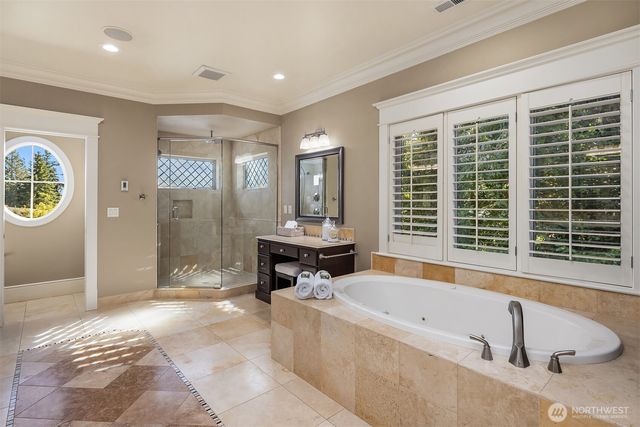 805 92nd Avenue NE, Bellevue, WA 98004