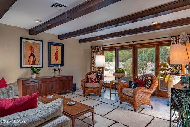5226 E Mission Hill Drive, Tucson, AZ 85718