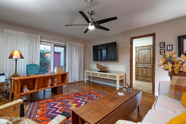 5226 E Mission Hill Drive, Tucson, AZ 85718