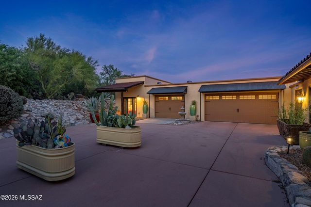5226 E Mission Hill Drive, Tucson, AZ 85718
