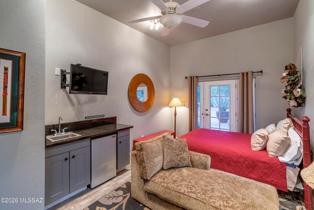 5226 E Mission Hill Drive, Tucson, AZ 85718