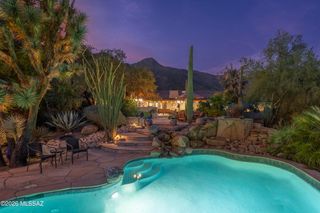 5226 E Mission Hill Drive, Tucson, AZ 85718