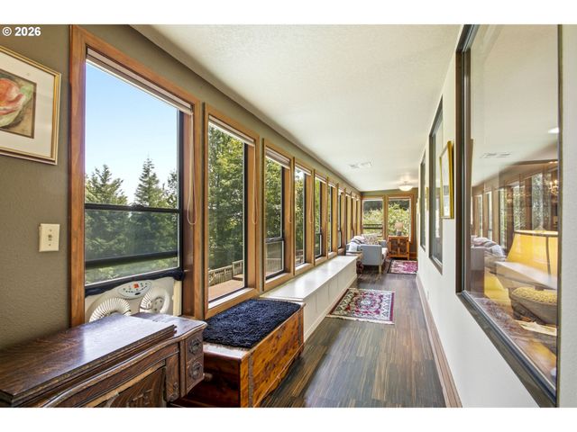 1511 WOODLAND Ter, Lake Oswego, OR 97034