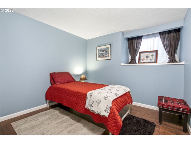 1511 WOODLAND Ter, Lake Oswego, OR 97034