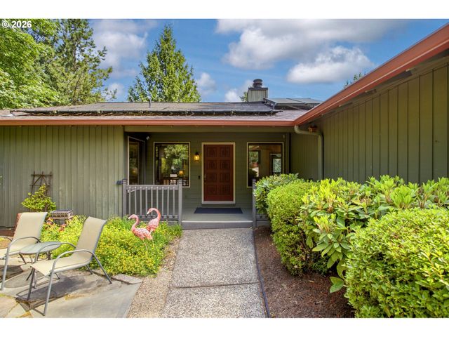 1511 WOODLAND Ter, Lake Oswego, OR 97034