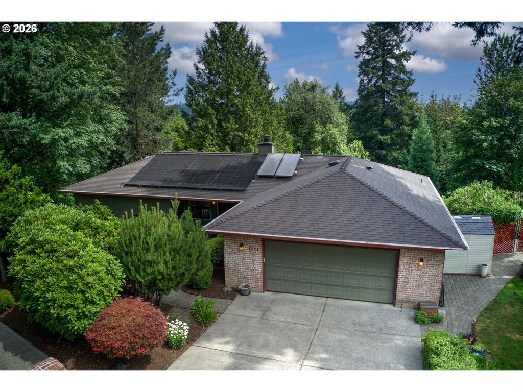 1511 WOODLAND Ter, Lake Oswego, OR 97034