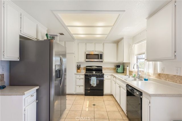 312 N Lewis, Lake Elsinore, CA 92530