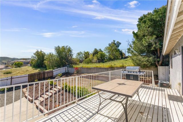 312 N Lewis, Lake Elsinore, CA 92530