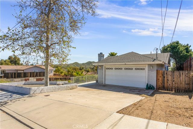 312 N Lewis, Lake Elsinore, CA 92530