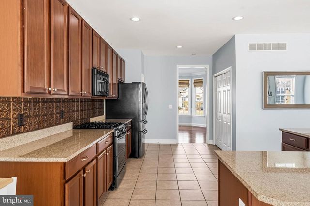 100 OYSTERMAN DR, Milton, DE 19968