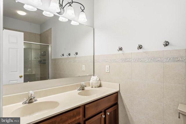 100 OYSTERMAN DR, Milton, DE 19968