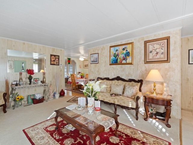 8 Novedades, Port St. Lucie, Port St Lucie, FL 34952