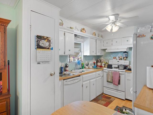 8 Novedades, Port St. Lucie, Port St Lucie, FL 34952