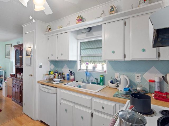 8 Novedades, Port St. Lucie, Port St Lucie, FL 34952