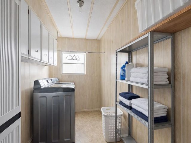 8 Novedades, Port St. Lucie, Port St Lucie, FL 34952