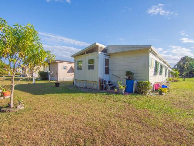 8 Novedades, Port St. Lucie, Port St Lucie, FL 34952