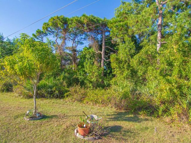 8 Novedades, Port St. Lucie, Port St Lucie, FL 34952