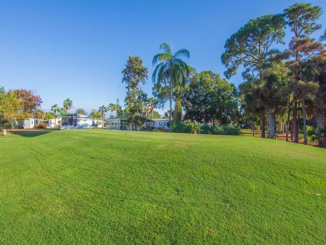 8 Novedades, Port St. Lucie, Port St Lucie, FL 34952