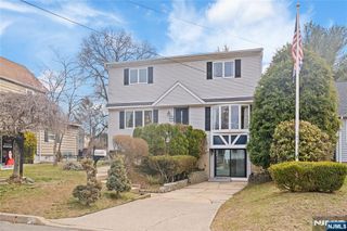 121 Pine Avenue, New Milford, NJ 07646