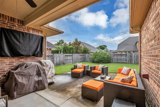 22739 Whispering Timbers Way, Porter, TX 77365