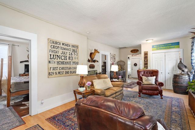 1133 North Prospect Avenue, Springfield, MO 65802