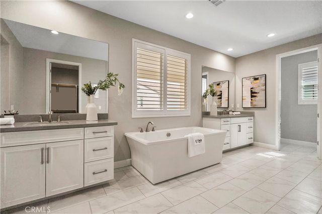 370 Sawbuck, Irvine, CA 92618