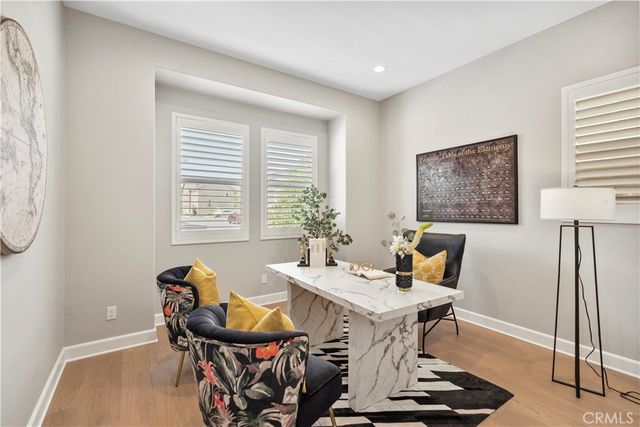 370 Sawbuck, Irvine, CA 92618