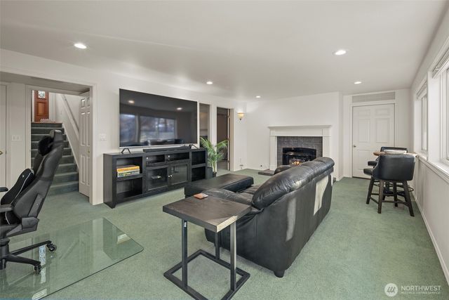 9224 190th Street SW, Edmonds, WA 98020