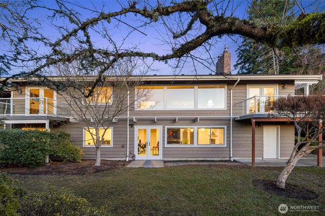 9224 190th Street SW, Edmonds, WA 98020