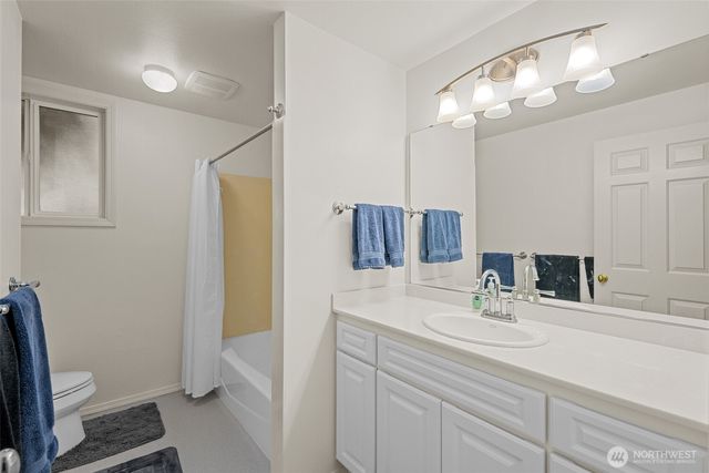 9224 190th Street SW, Edmonds, WA 98020