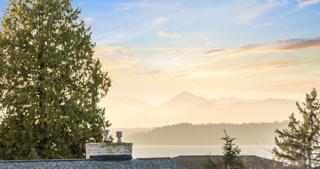 9224 190th Street SW, Edmonds, WA 98020