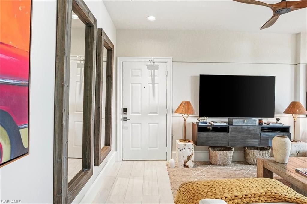 365 5th AVE S 307, NAPLES, FL 34102 — photo 5