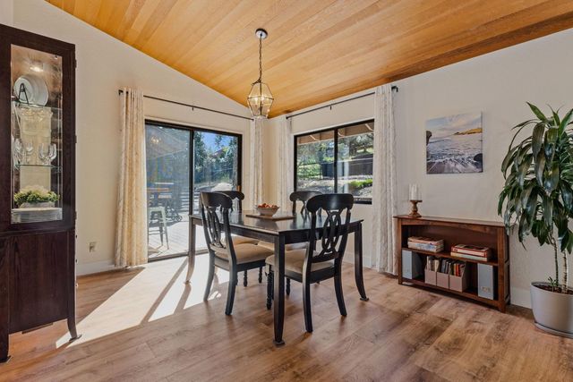 413 Orchard Ct, Auburn, CA 95603