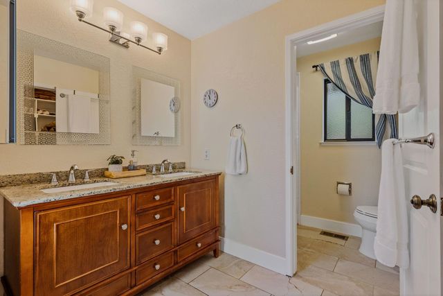 413 Orchard Ct, Auburn, CA 95603