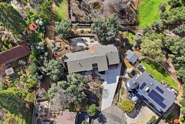 413 Orchard Ct, Auburn, CA 95603