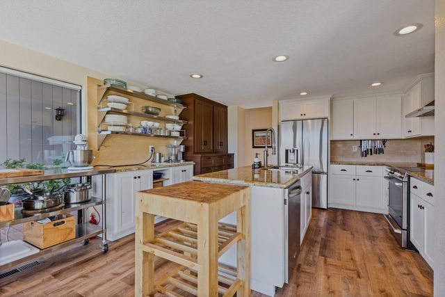 413 Orchard Ct, Auburn, CA 95603