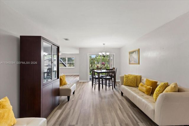 3869 Sienna Greens Ter, Lauderhill, FL 33319